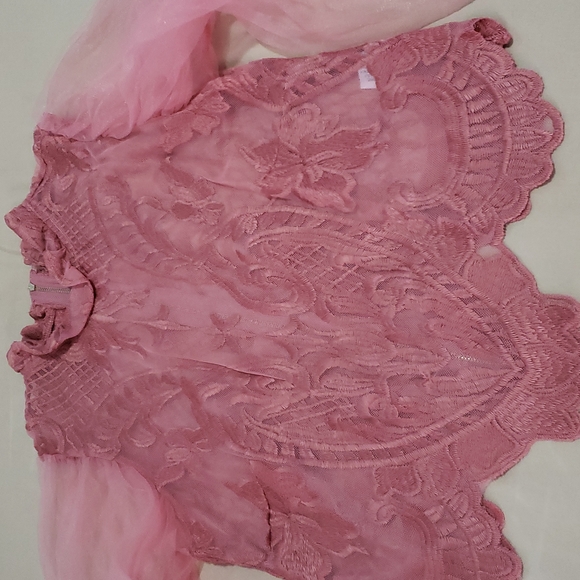 FASHION TOP - Picture 2 of 10